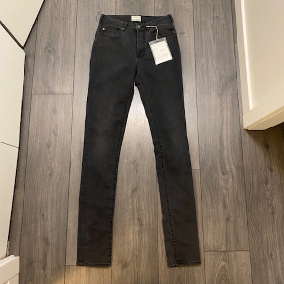 Acne Pin Jeans in Tar Wash NWT - Picture 2 of 5